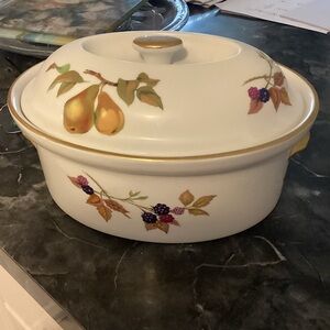 Vintage Royal Worcester Evesham Gold Oval Deep Covered Casserole